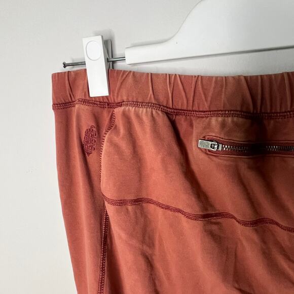 FP Movement Hot Shot Pants Size XL Old Pink Loopwheel Baggy Pocket Cotton Blend - Picture 3 of 7